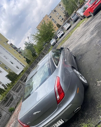 Jaguar XJ cena 25500 przebieg: 150000, rok produkcji 2013 z Piastów małe 22